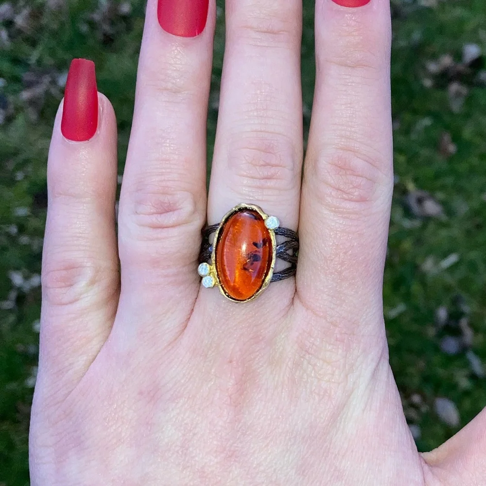 Natural Oval Amber Gemstone Ring Sz 7.75 Silver with Black Rhodium Gold - Picture 4 of 8